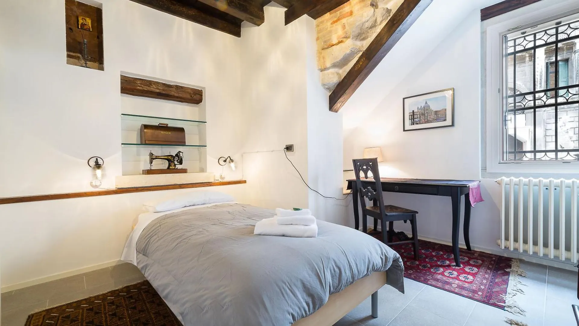 Ve.N.I.Ce Cera Casa Santo Stefano Apartment Venice
