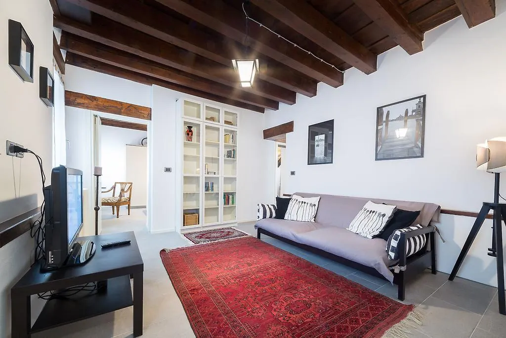 Ve.N.I.Ce Cera Casa Santo Stefano Apartment Venice